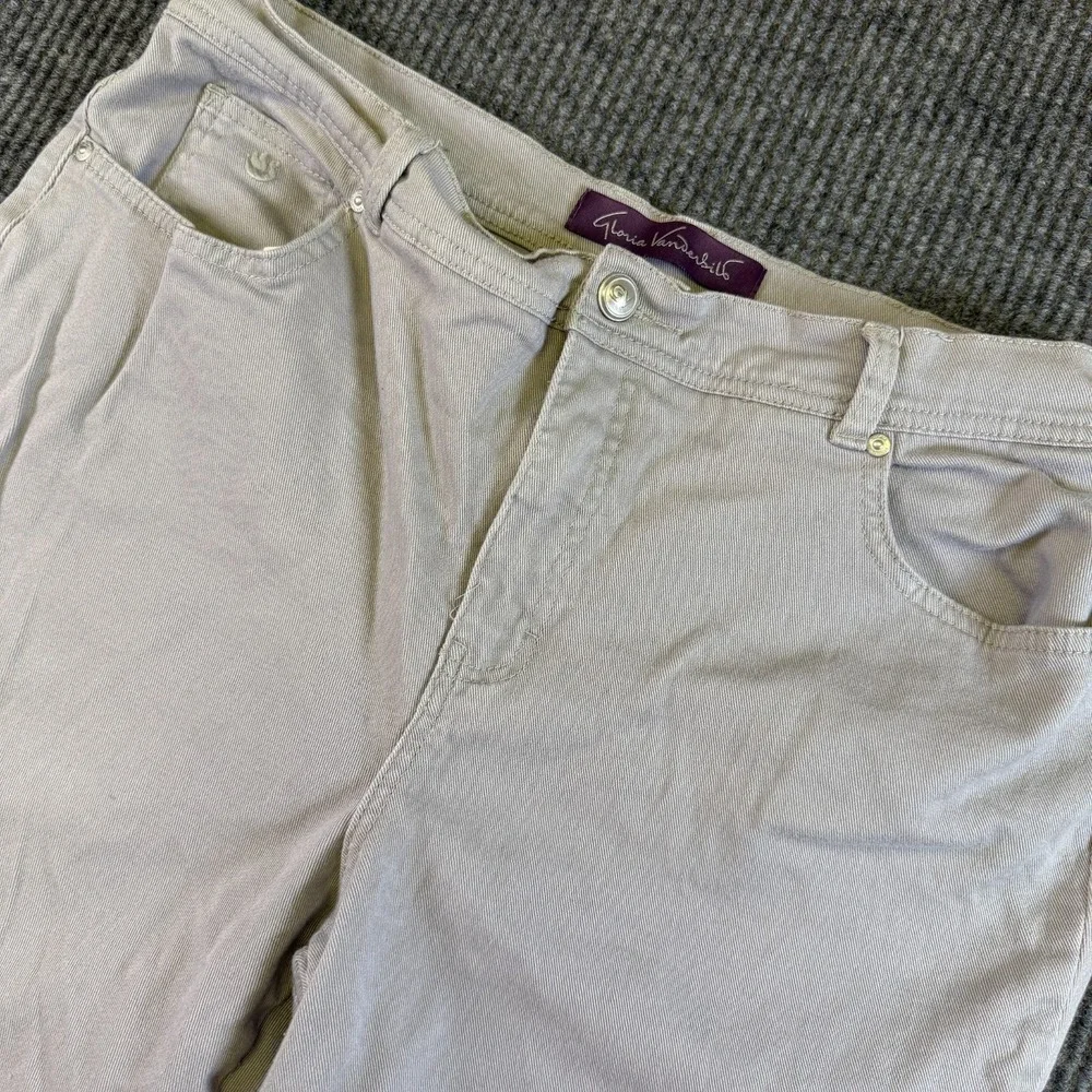Gloria Vanderbilt Amanda Jeans Women's Size 16 Short Beige Jeans
